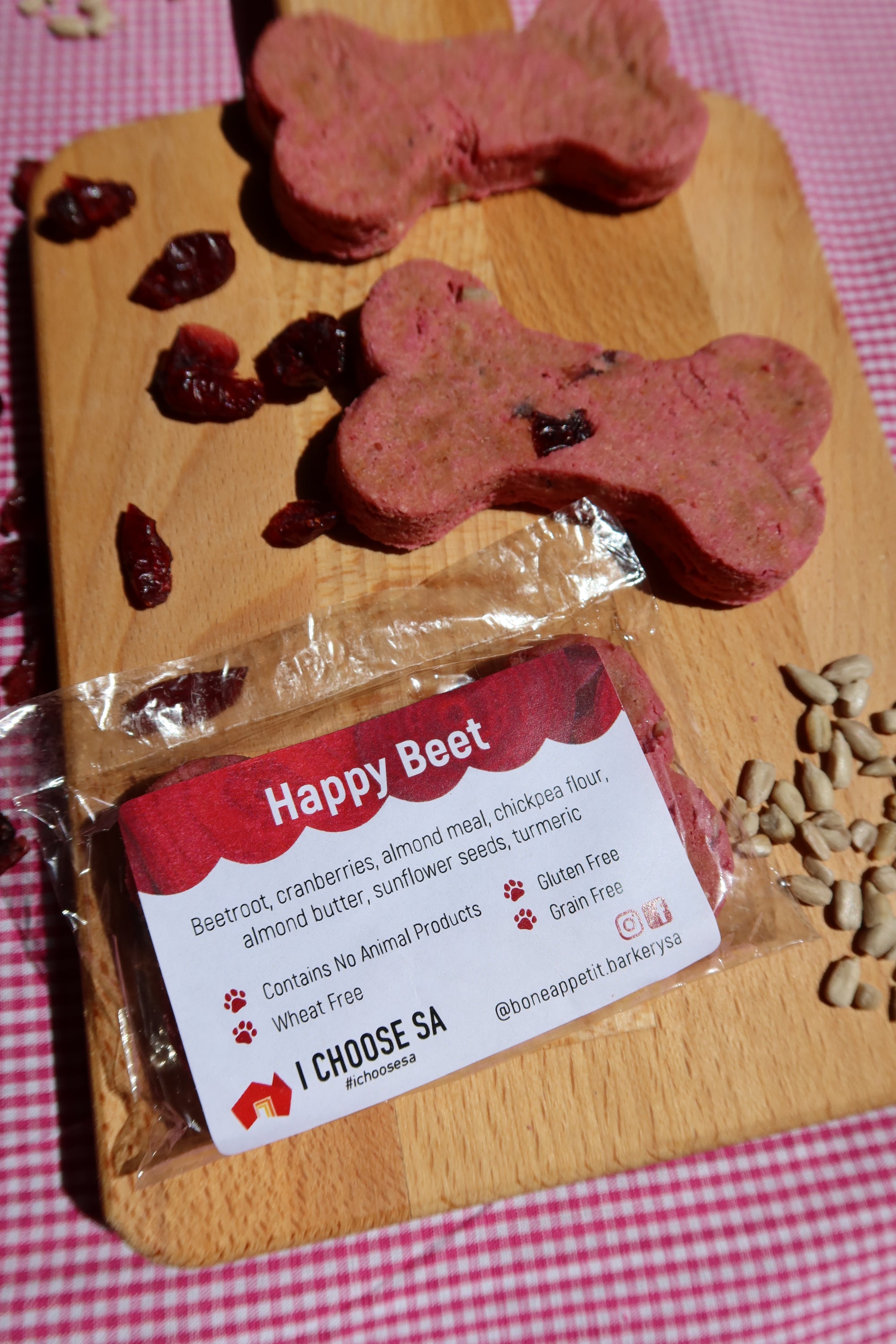 Happy Beet | 1 Large Bone Shaped Biscuit